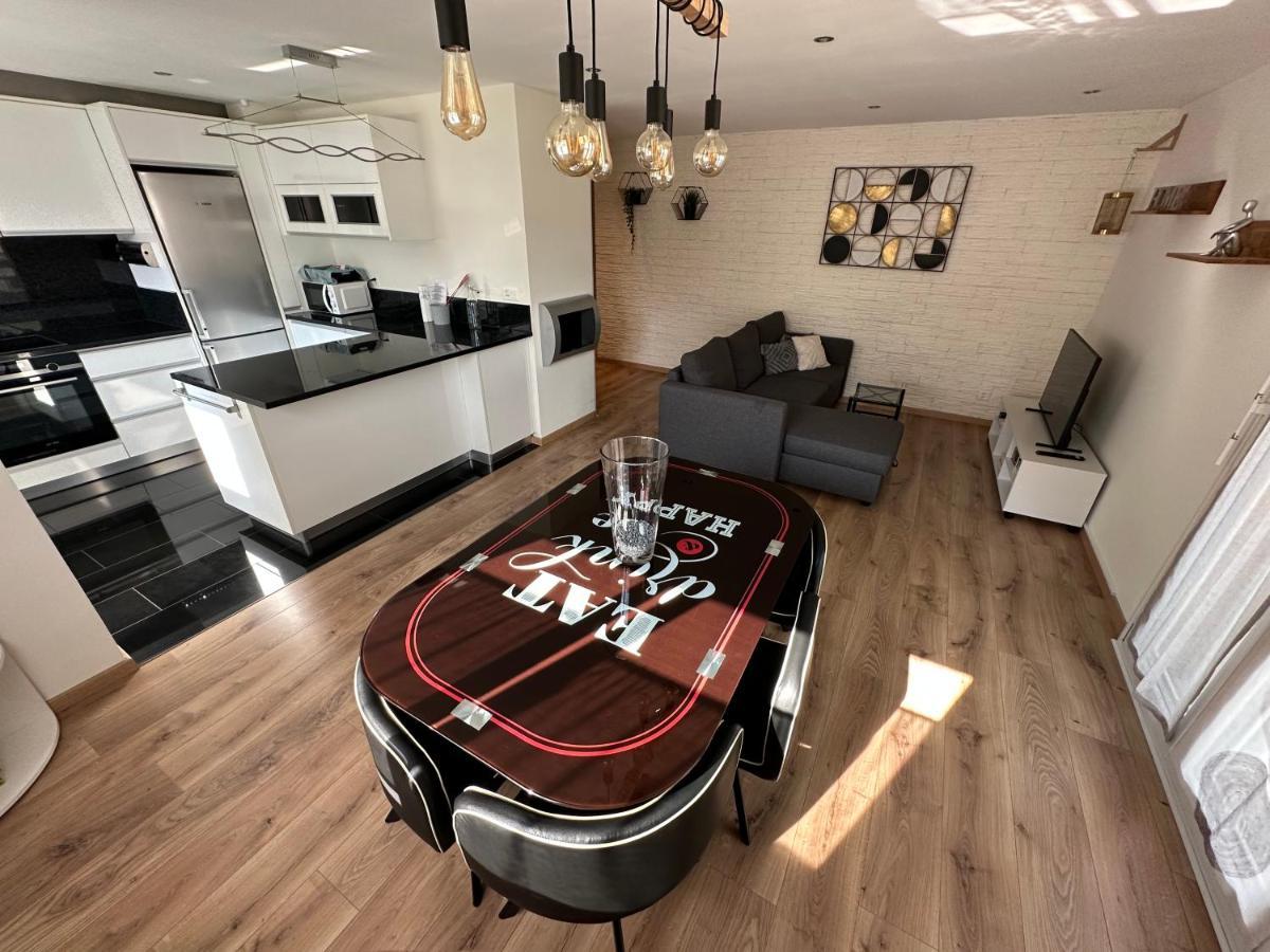 Gruyere Alpes Appartement 3 Chambres Bbq Parking Neirivue Εξωτερικό φωτογραφία