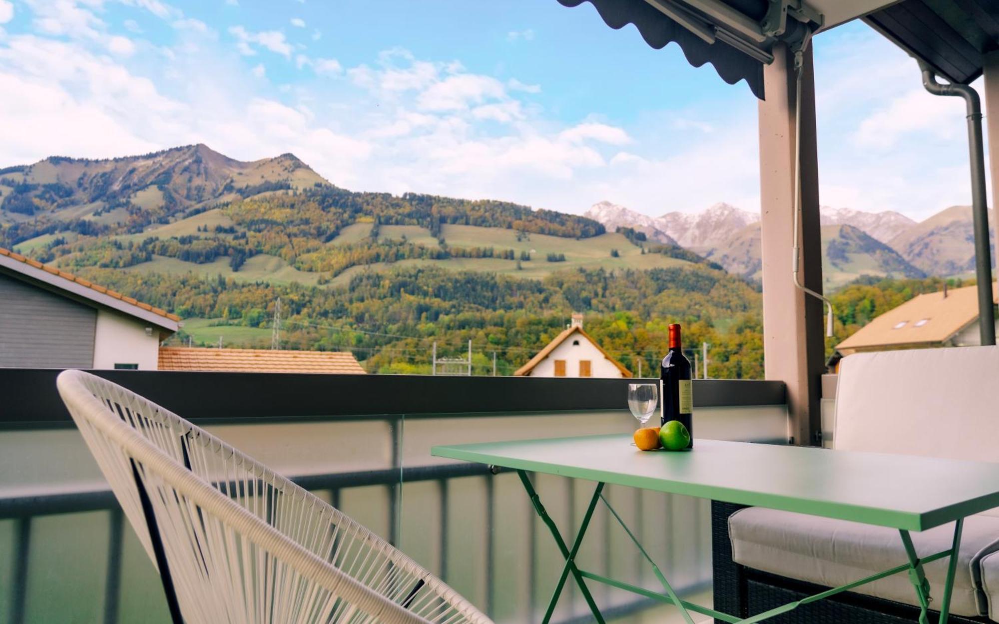 Gruyere Alpes Appartement 3 Chambres Bbq Parking Neirivue Εξωτερικό φωτογραφία